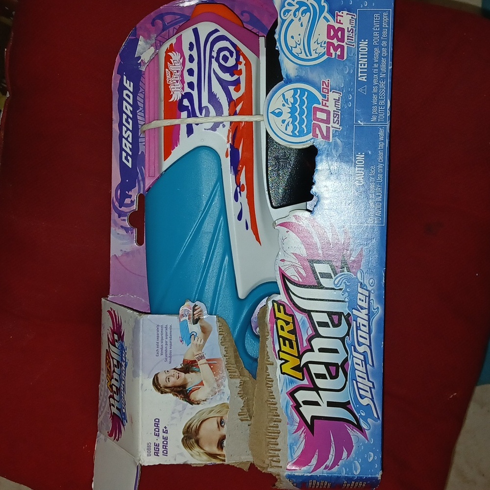 NERF REBELLE SUPER SOAKER